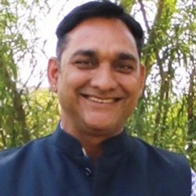 Gulab Singh — Senior Tour Guide, India Personal Tours