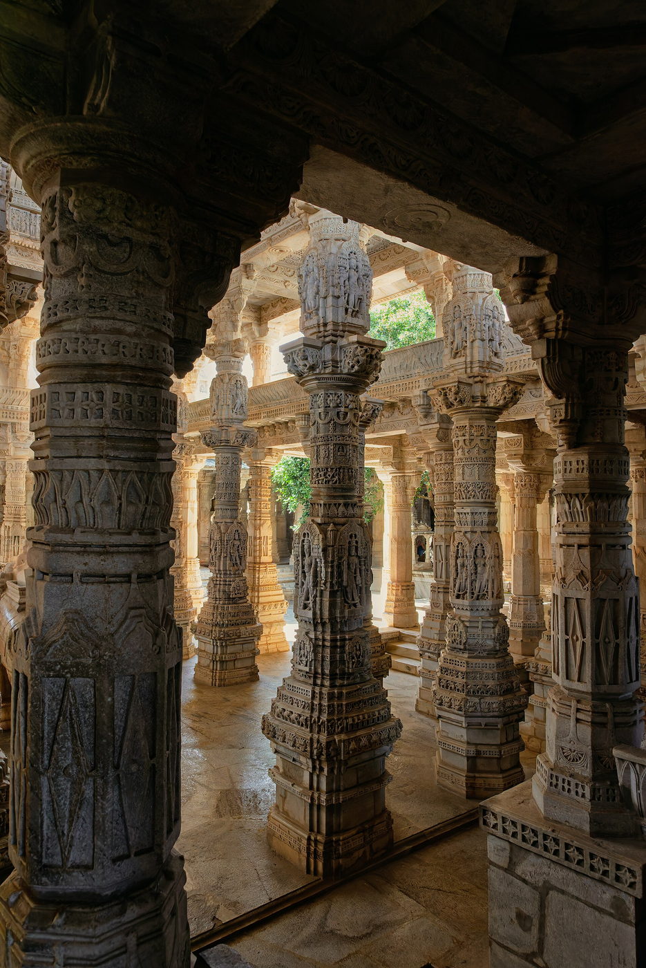 The carved marble pillared hall of the Ranakpur Jain Temple, Rajasthan